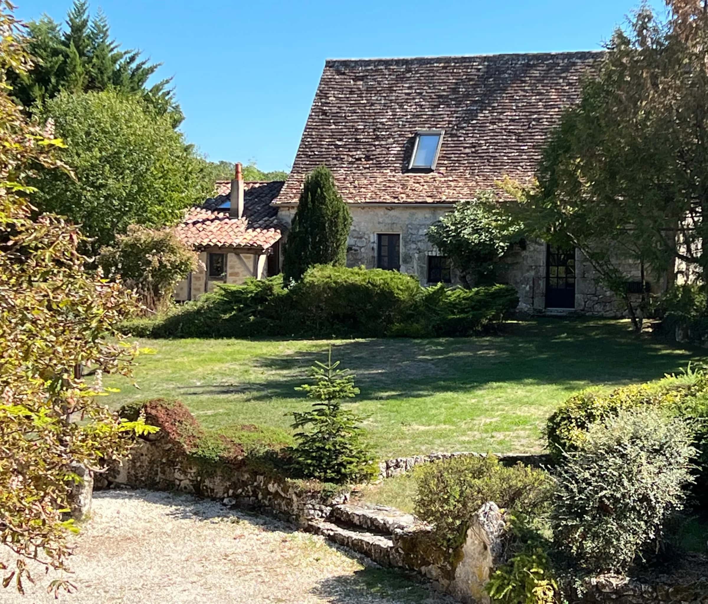 Maison de Feu - Village des Éléments — Périgord Pourpre